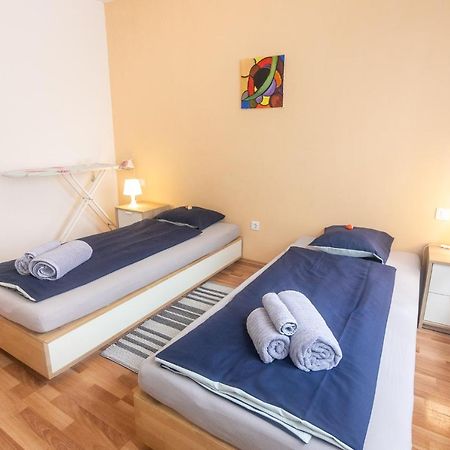 Apartment Noemi Pula Bagian luar foto