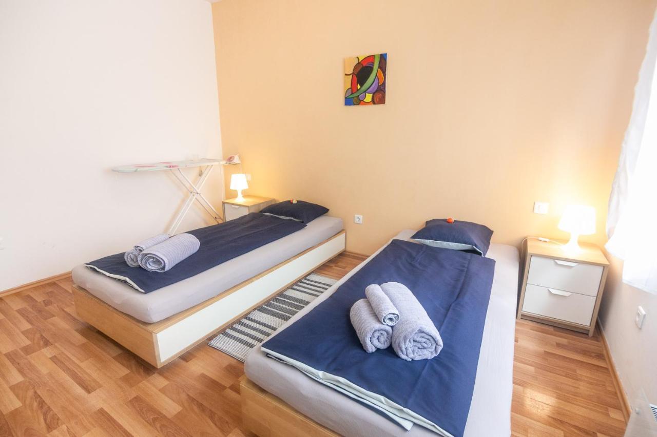 Apartment Noemi Pula Bagian luar foto