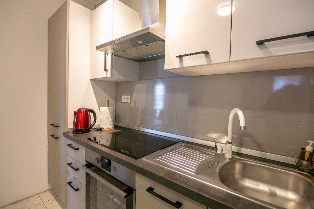 Apartment Noemi Pula Bagian luar foto